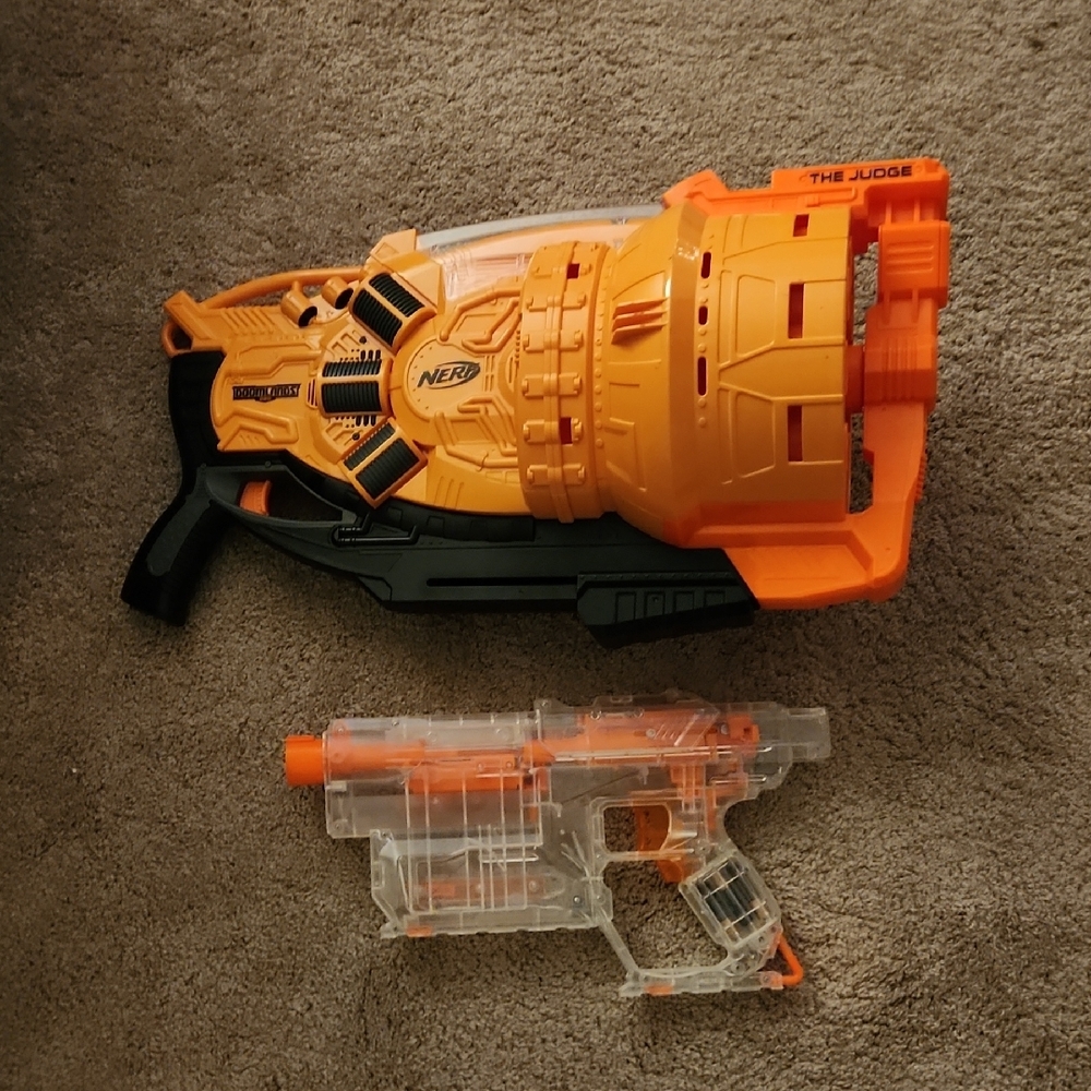 Nerf Blaster Set - Assorted Sizes - Picture 2 of 2